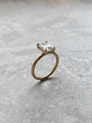 Smaragd Moissanite eljegyzési gyűrű