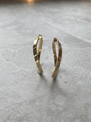 Szögletes hullám karika fülbevaló