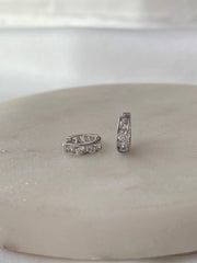 Sorköves karika fülbevaló