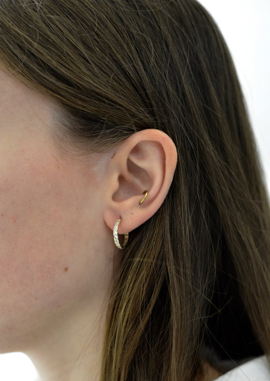 Köves karika fülbevaló