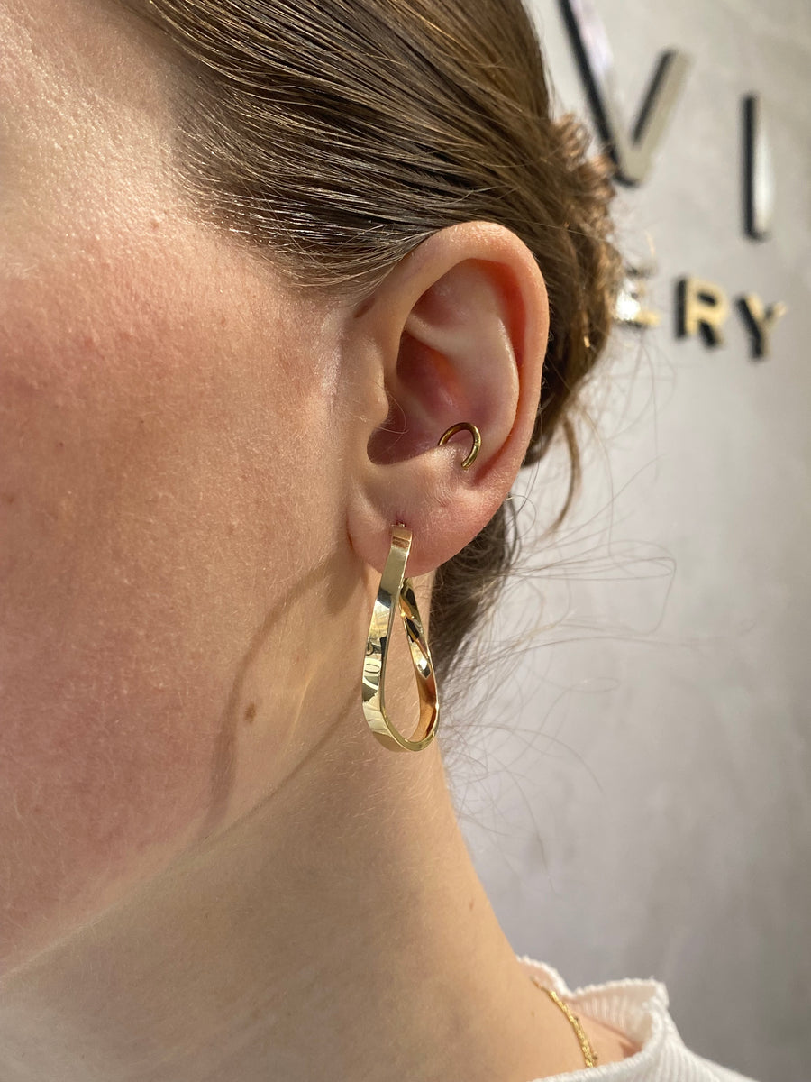 Szögletes hullám karika fülbevaló