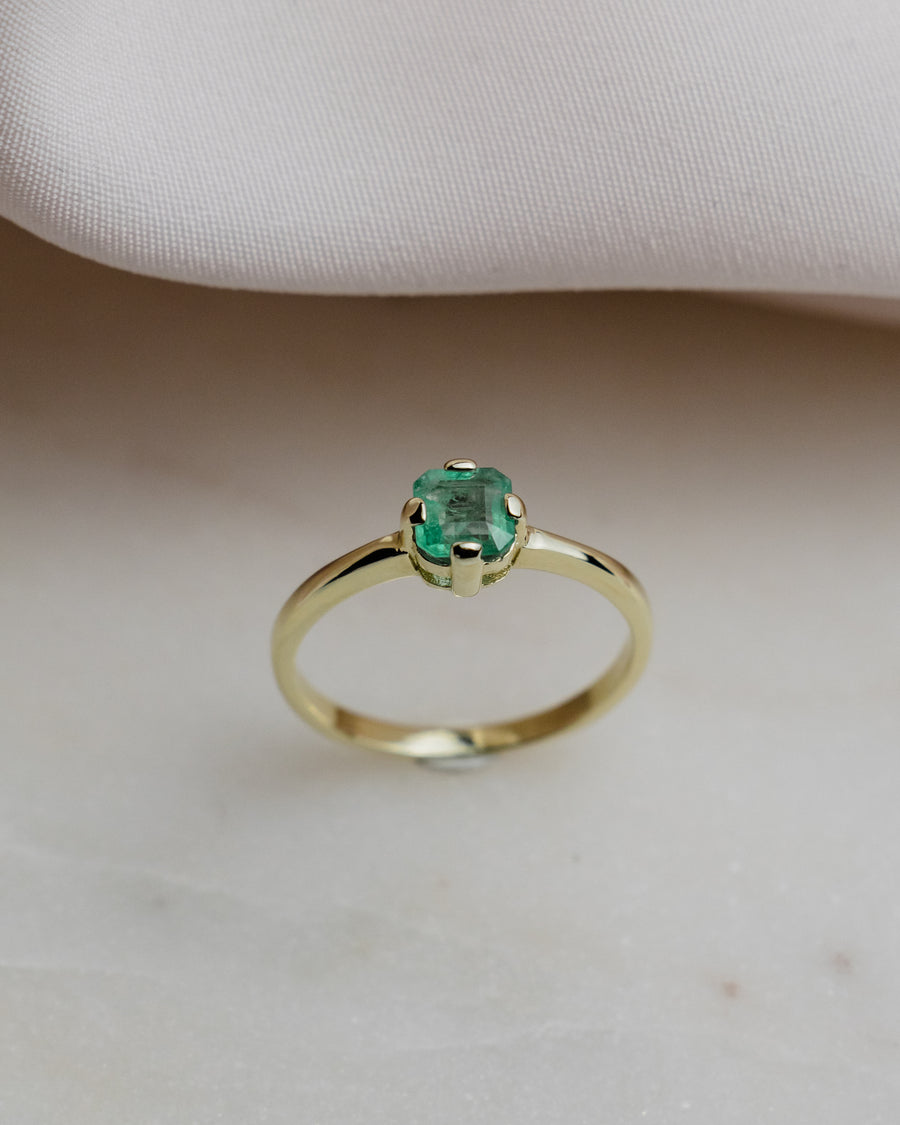 Smaragd Gyűrű